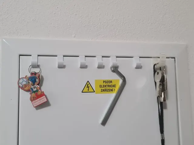Cabinet Snap-on Hook