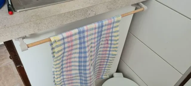 Kitchen towel holder