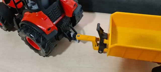 Tractor Hitch Convertors